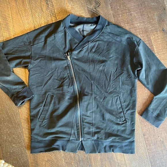 Lululemon Asymmetric Zip Coat black grey stripe - Picture 1 of 11